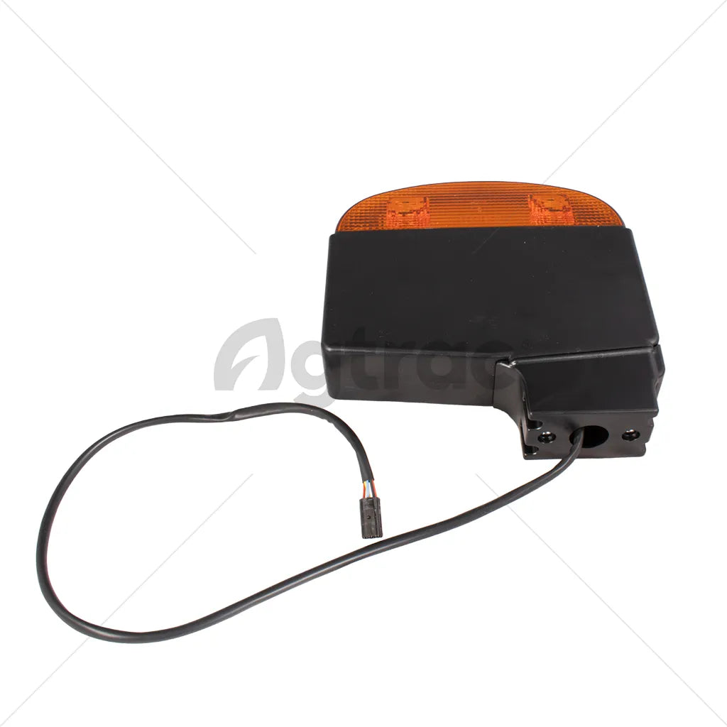 LAMPARA TRASERA PARA TRACTOR NEW HOLLAND (47129202)